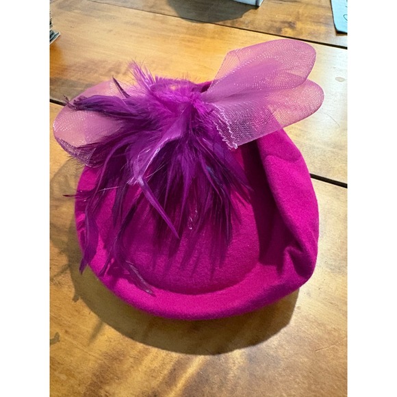 Woolmark Accessories - Vintage Wool Felt Pillbox Hat Magenta Feather Mesh Fascinator Made in USA